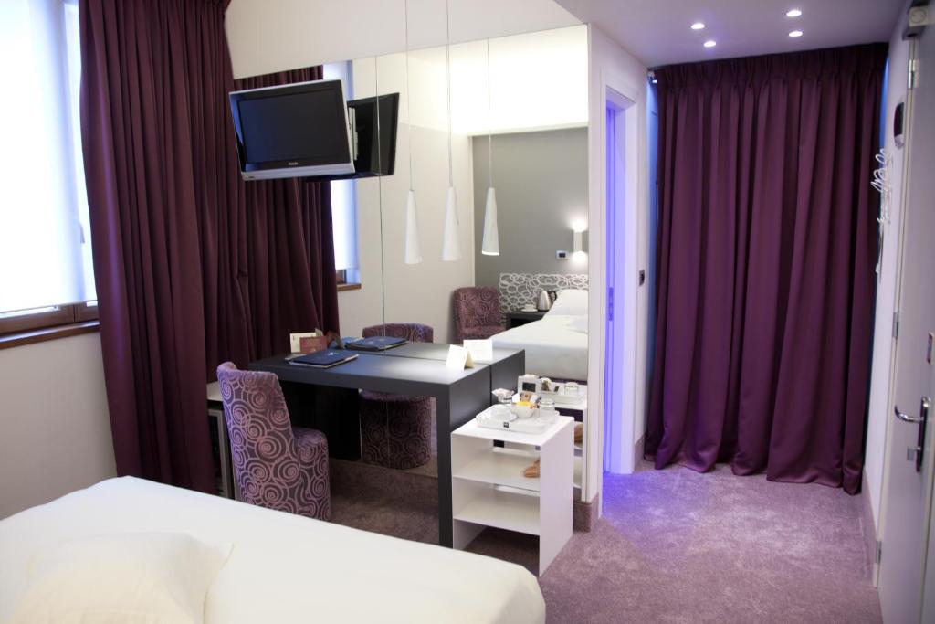 Hotel Room 1