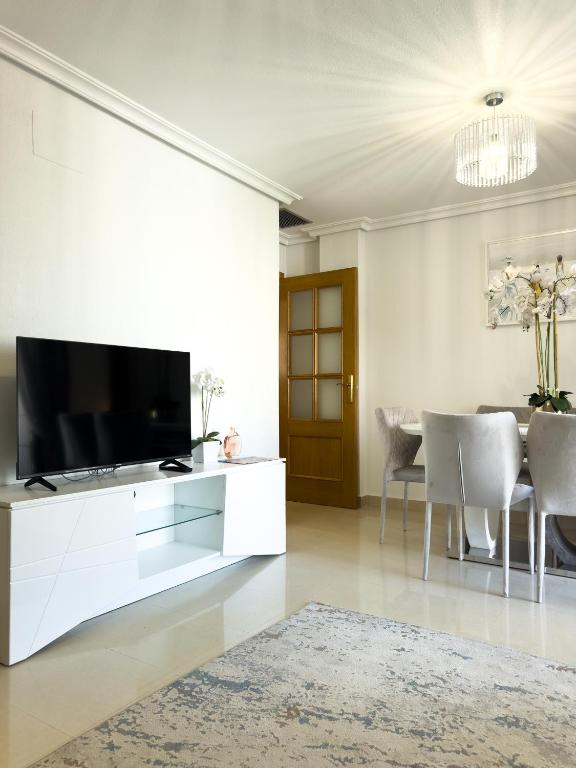 Seafront Luxury Apartment - 3