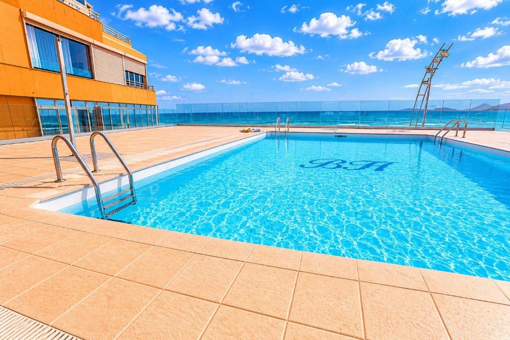 Loft de lujo en primera linea de playa con piscina - 2