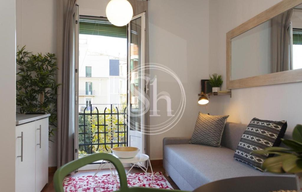 Cozy apartment beside Sagrada Familia for 2 - 1