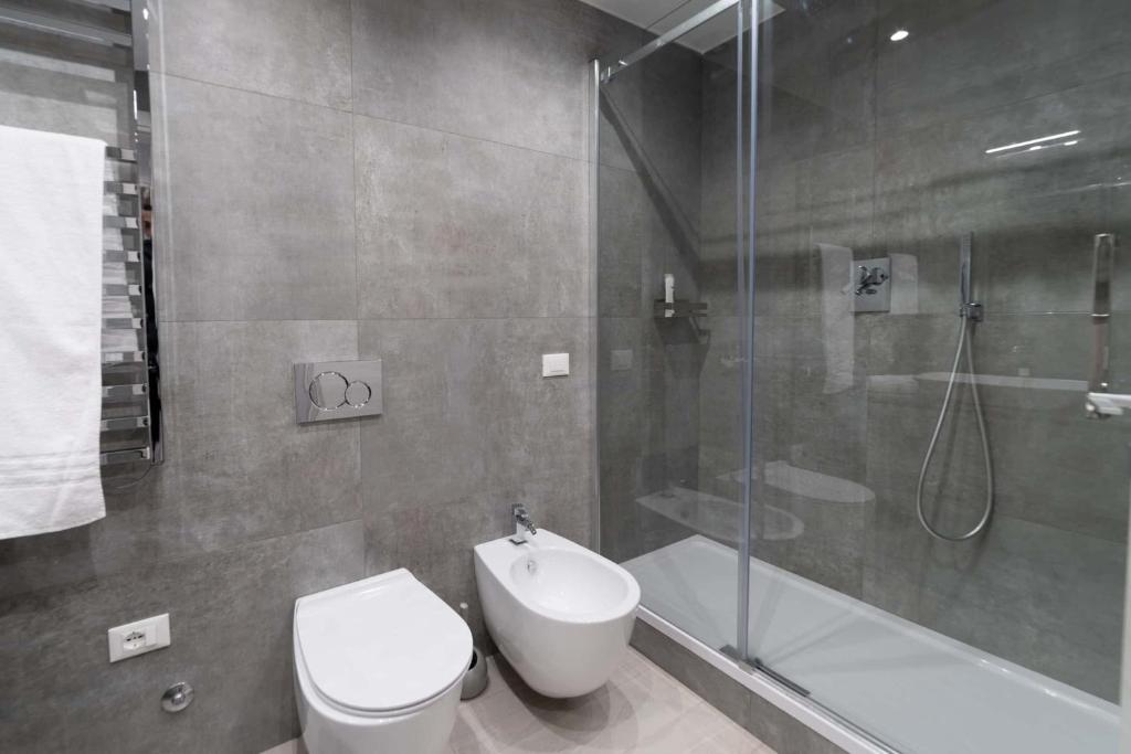 Premium 2BR modern apartment in Milan - 4