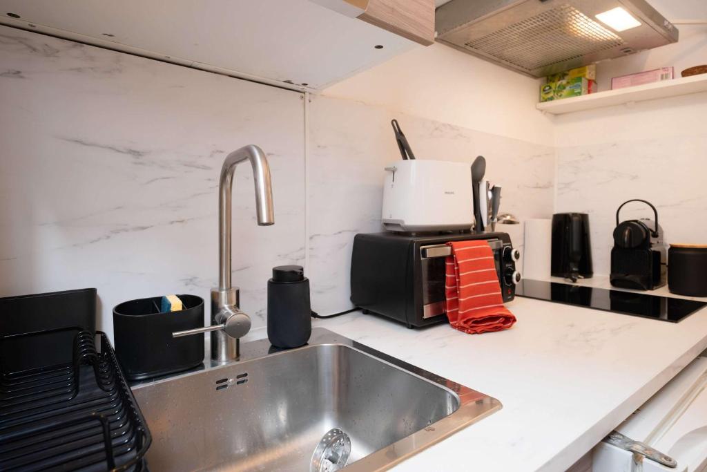 Cozy 1BR Montmartre 4 ppl - 3