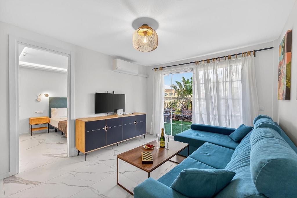 Granada Park Apartament — Playa de las Americas, Canary Islands