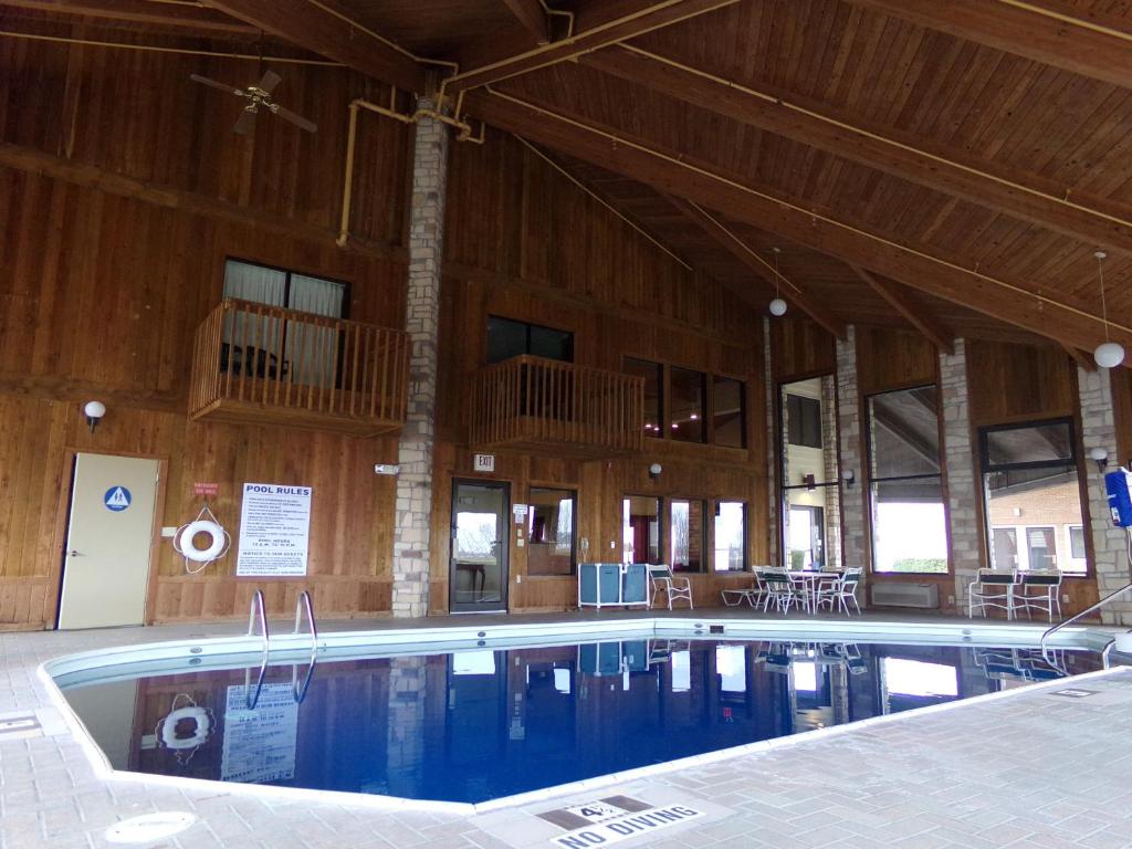 Baymont by Wyndham Metropolis photo