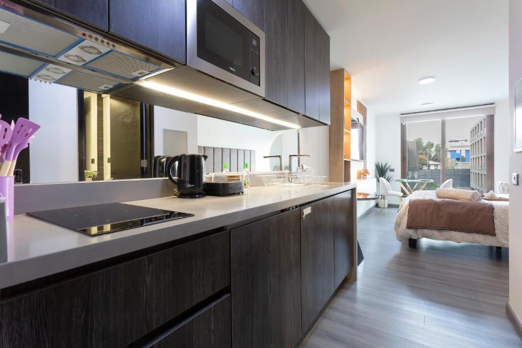 Oasis in Santiago, free parking, pool and gym - 4