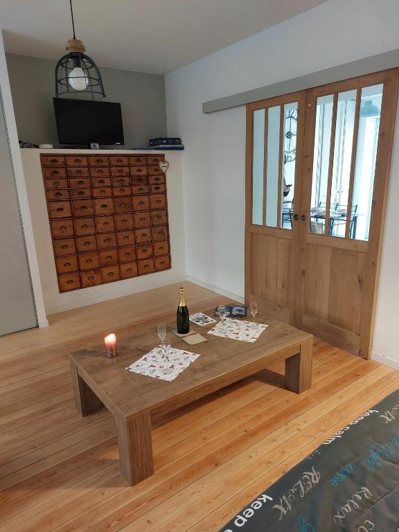 Appartement ensoleillé au coeur de la vieille ville - 1