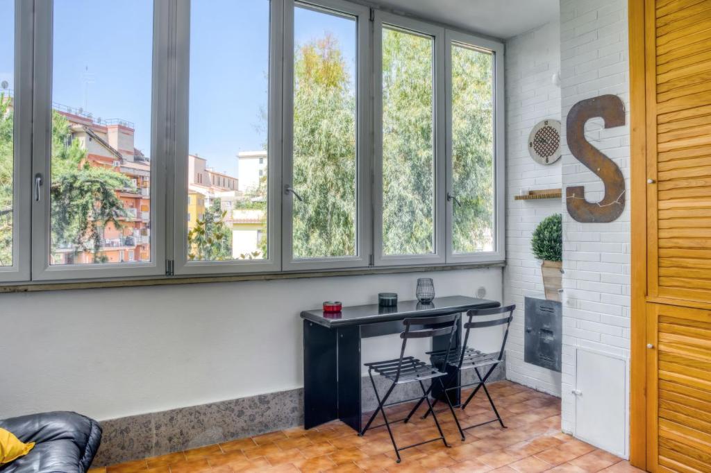 Bright Apartment near Vatican City by RHR - 3