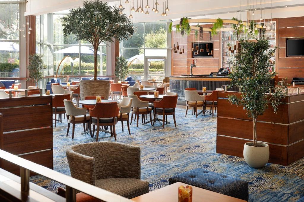 Pub/Lounge