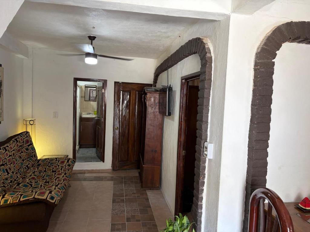Charming 1BR in Romantic Zone, AC, Great Location - 3