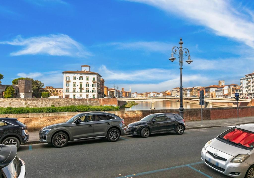 buoz-central river view with 3 bedrooms, 2 bathrooms - 2