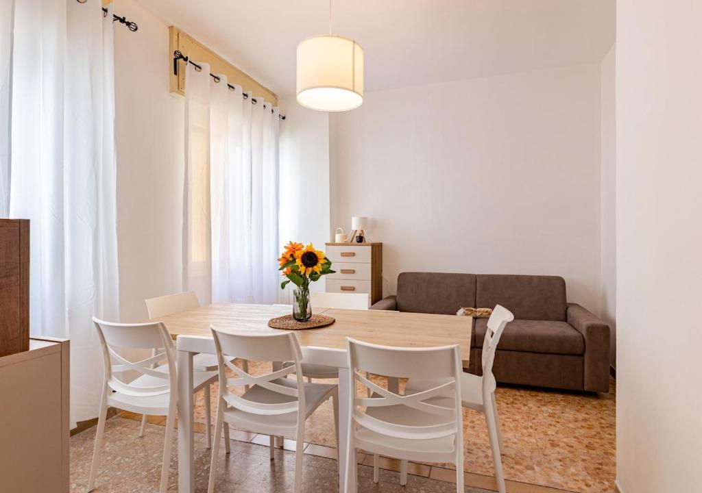 buoz-central river view with 3 bedrooms, 2 bathrooms - 5