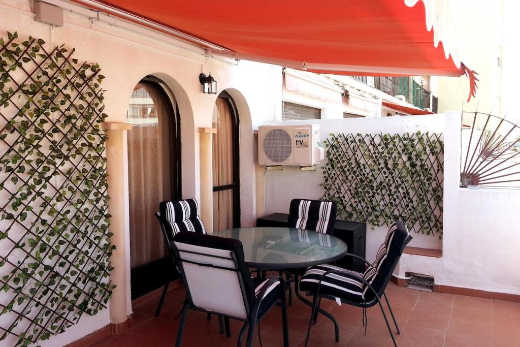 mucahome1 - apartamento terraza vistas y playa 150 m - 2