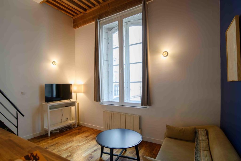 Bright & Peaceful Lyon Cocoon Perfect for 4 - 3