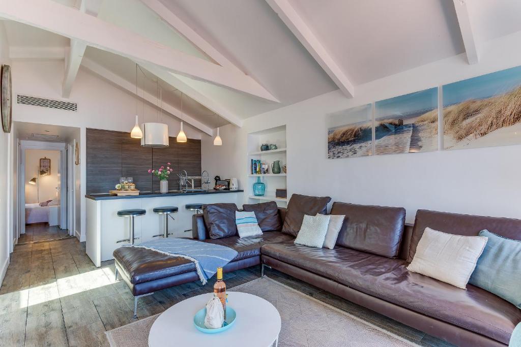 NID DE VILLEFRANCHE AP4512 By Riviera Holiday Homes - 4