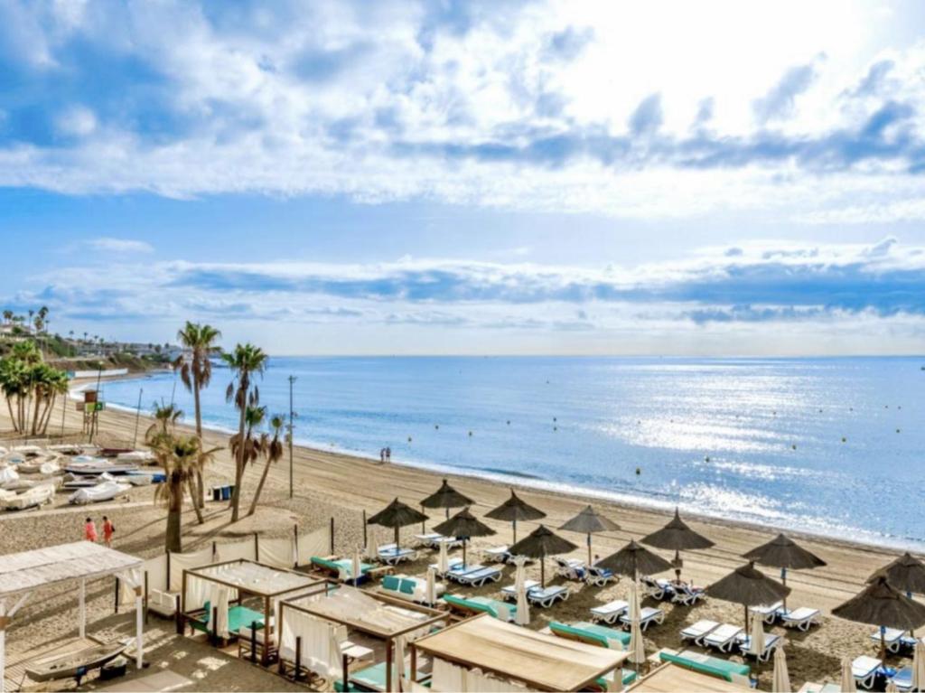 Beachfront Apartment In Mijas Costa 2-1A - 5