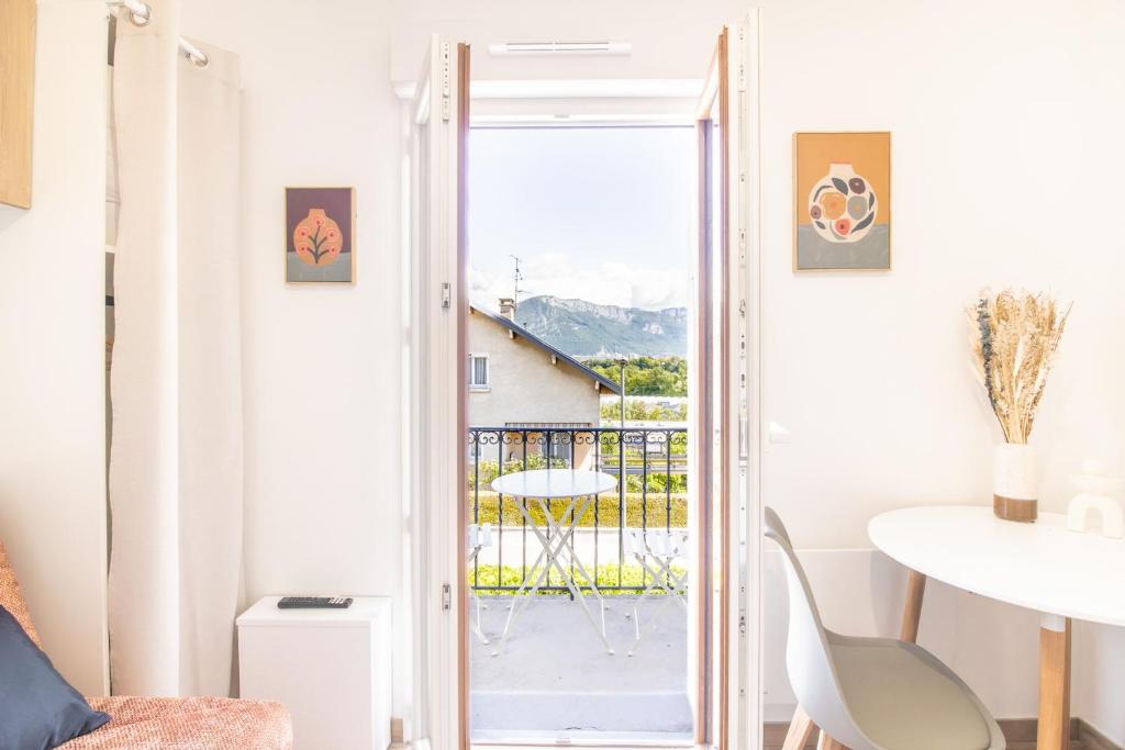 Le Balcon - 5