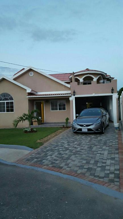 Caribbean Estate Suite