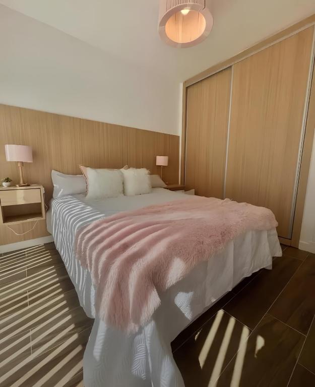 Luxury City Apartment - 2