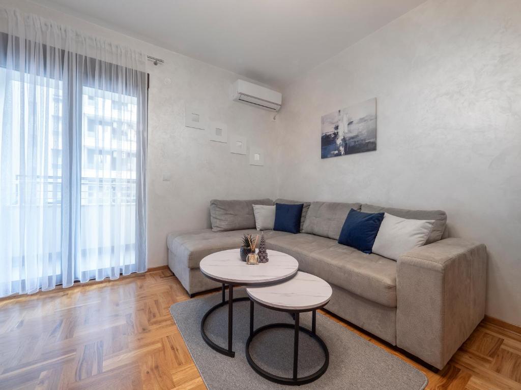 Luna Apart Becici - Garage Included - 2