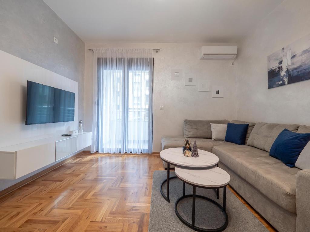 Luna Apart Becici - Garage Included - 3
