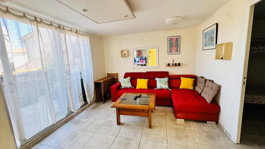 Grand appartement avec terrasse à 50m de la plage - 2