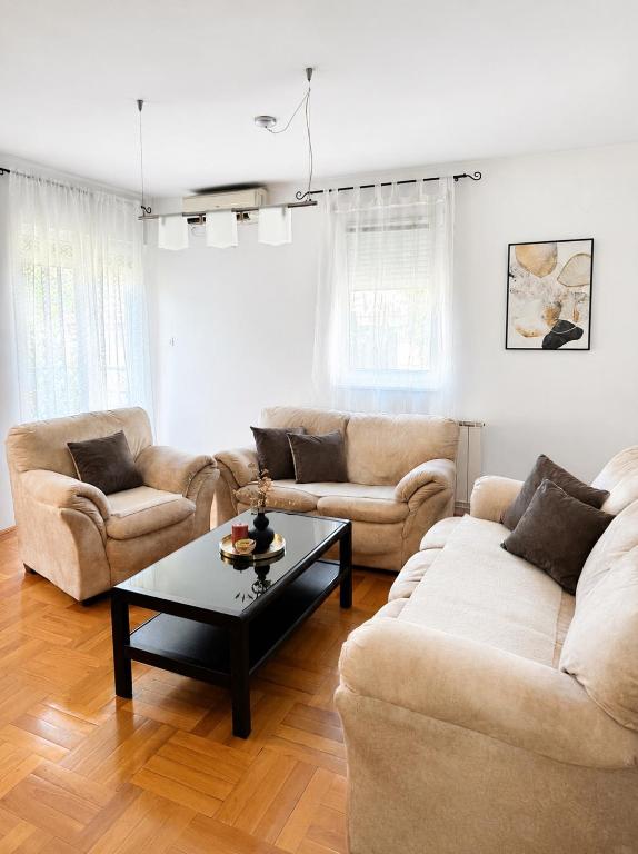 Hellanis Residence Spacious 2-Bedroom Apartment - 5