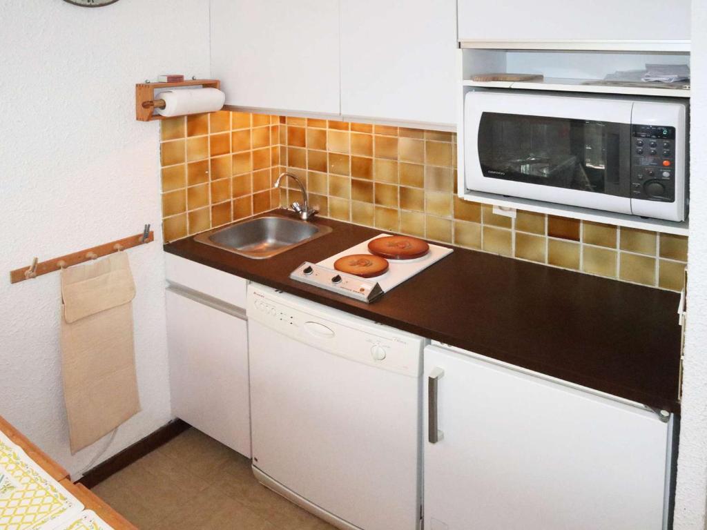 Studio calme 6 pers, proche commerces et pistes, parking, animaux admis - FR-1-322-604 - 2