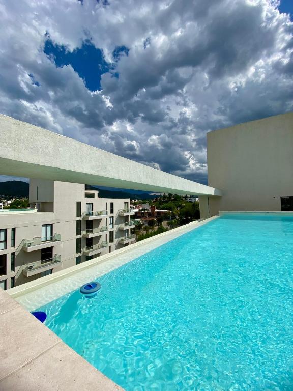 Lake Towers Suite - 3