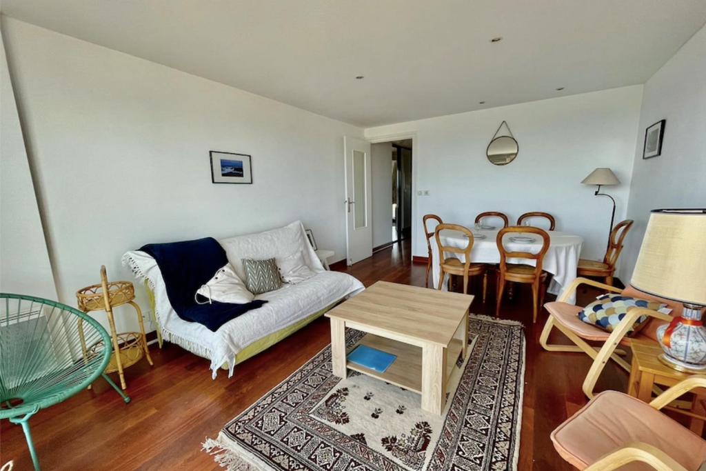 Nice apartment With Terrace Facing The Sea - 3