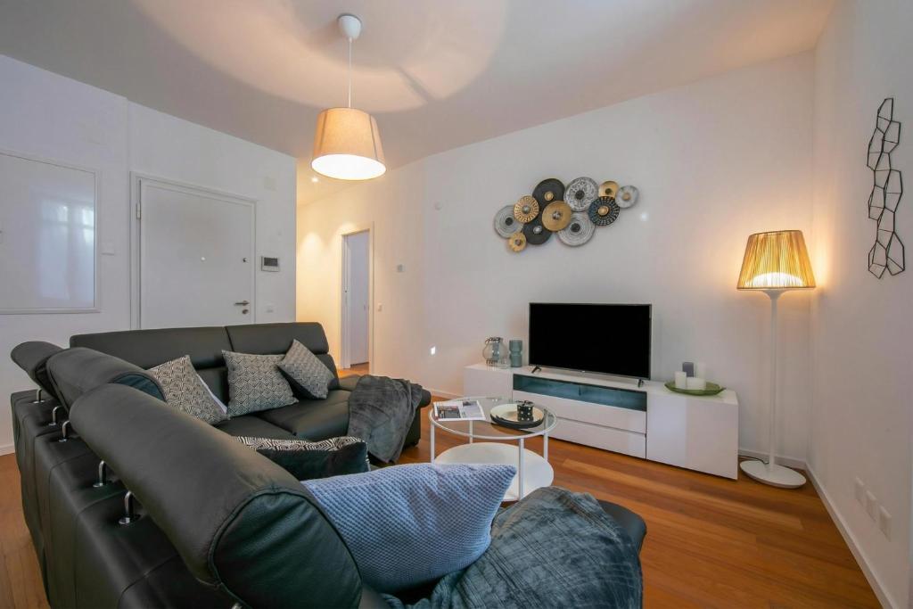 Star of Lugano with Balcony - Happy Rentals - 2