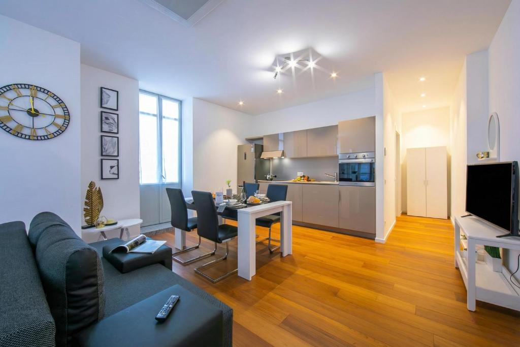 Little Lugano Studio with Balcony Views - Happy Rentals - 4