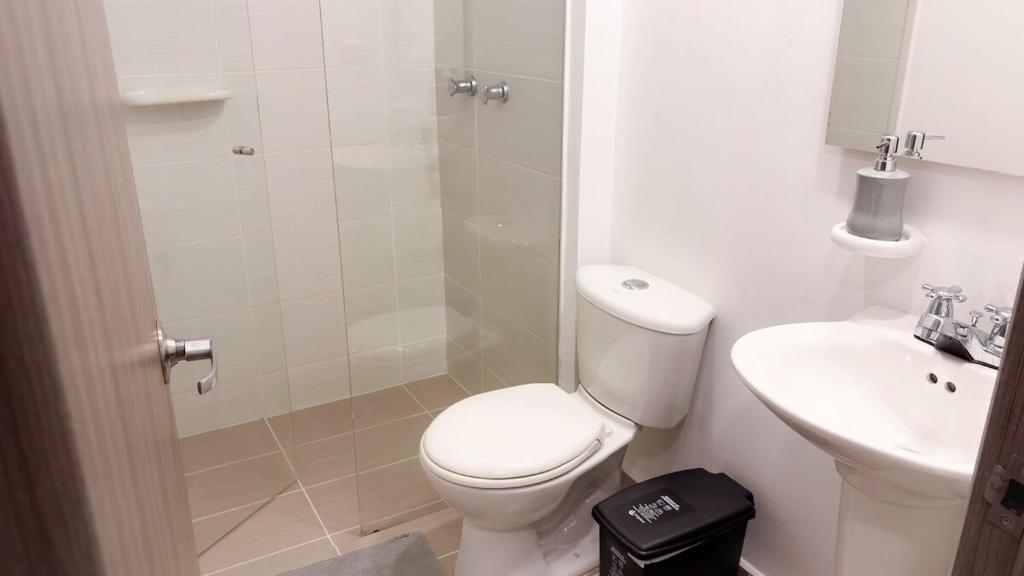 3br apto with pool, gym, sauna, 10 min Provenza - 3