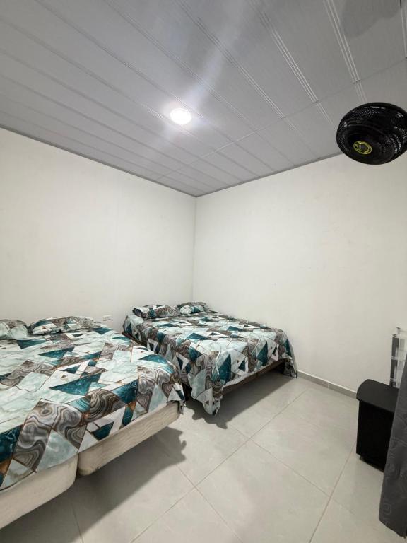 CASA VACACIONAL REMODELADA EN CARMEN de APICALA - 4