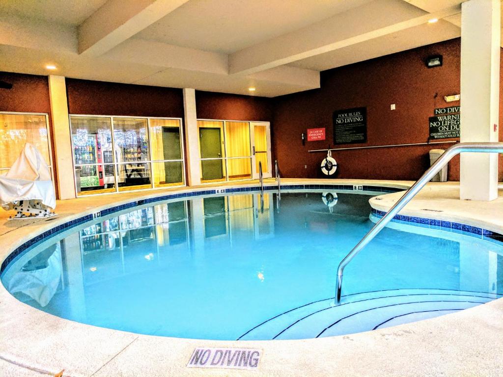 Country Inn & Suites by Radisson, Tallahassee Northwest I-10, FL photo