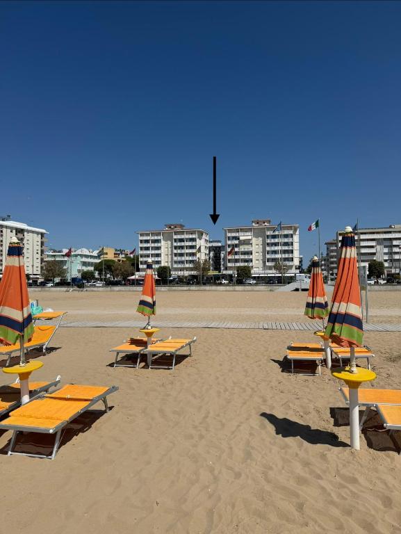 Malibu Apartments - 2