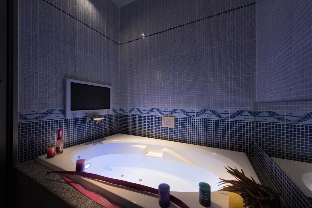 Bathroom, Hotel Zen Rikyu Yokohama Hazawa in Yokohama