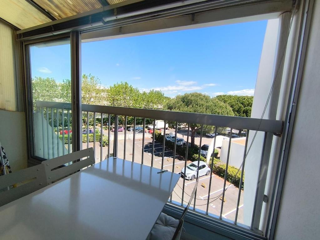 Studio cabine, Plage à 5 min, loggia et parking - 2