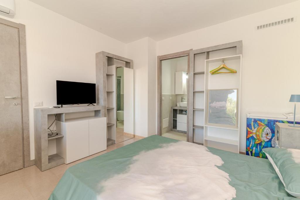 Verde Mare Room Centro San Teodoro - 5