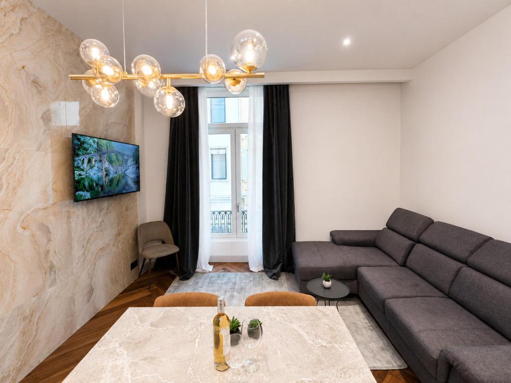 OYA urban chic centre Cannes - 5