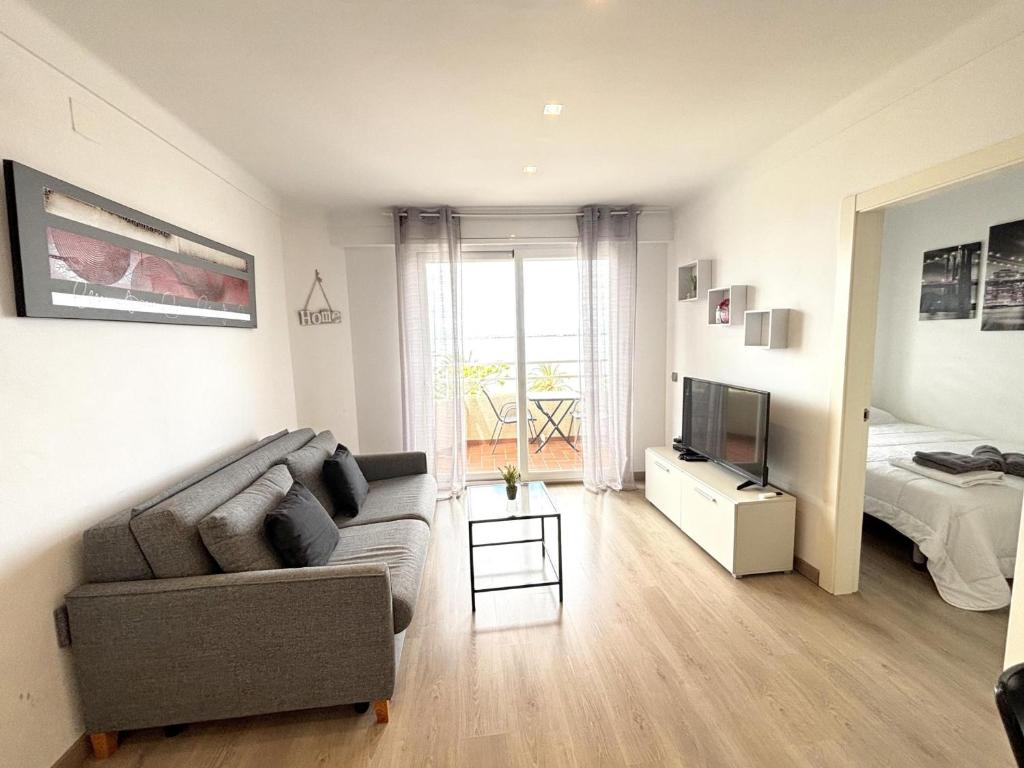 Apartamento renovado en la playa con aire acondicionado y balcón en Roses - HISP-312-34 - 4