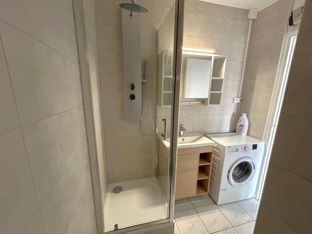 Studio cabine avec climatisation, balcon, proche plage - FR-1-837-32 - 3