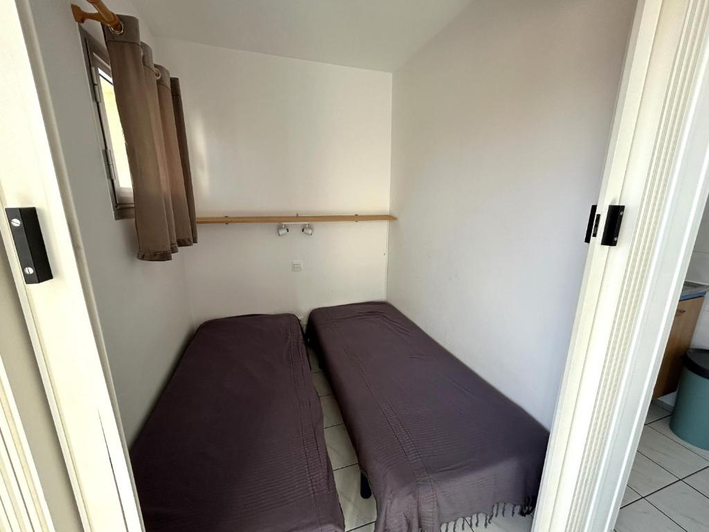 Studio cabine avec climatisation, balcon, proche plage - FR-1-837-32 - 4