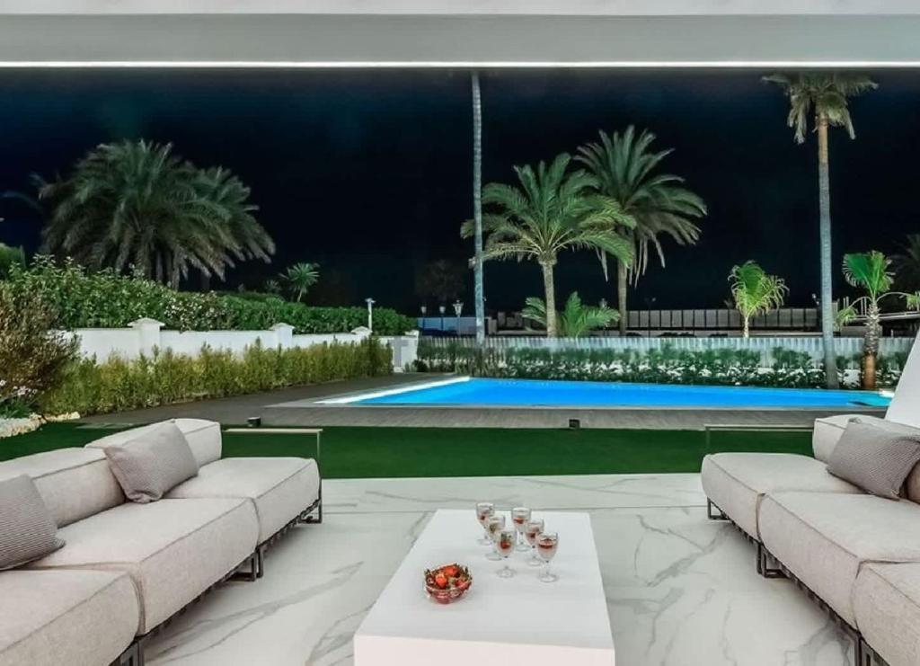 Villa in exclusive residential communities - 2