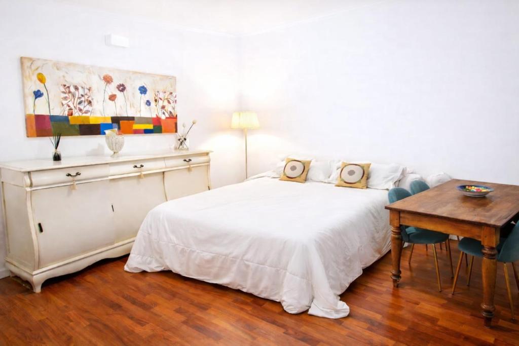 Casa Ozanam - quiet and spacious 6 beds - metro Lima Buenos Aires - Duomo 8 min - 2