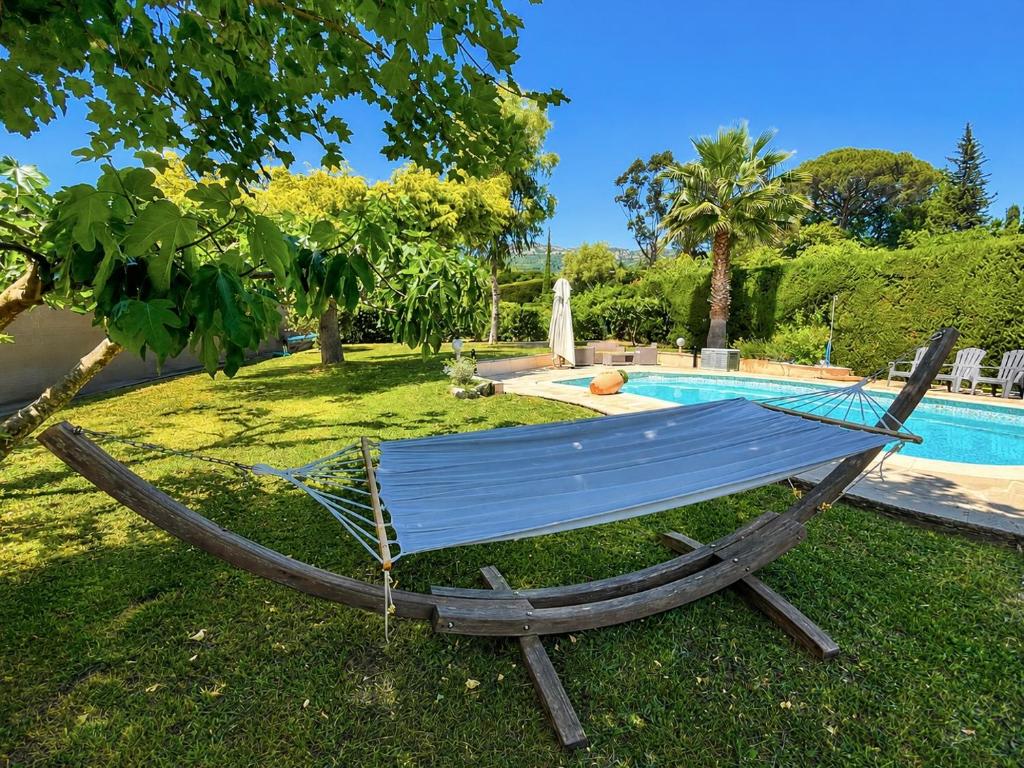 Les Jarres Bleues - Haut de Villa Jardin & Piscine privée - 5