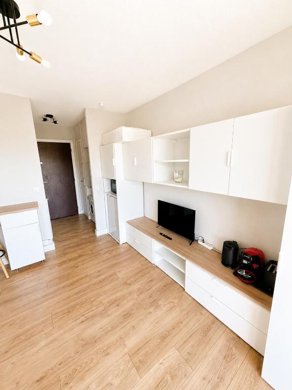 Studio vue mer - Piscine & Clim - 2 personnes - 5