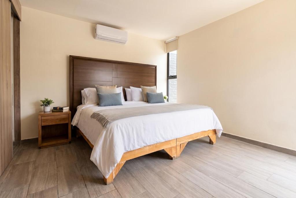 1 Recamara, Sala Comedor, con Gym y Seguridad - 5