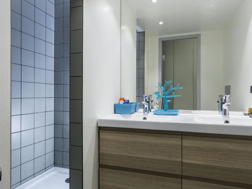 Appartement rénové 3 pièces, ski aux pieds, balcon - FR-1-346-324 - 4