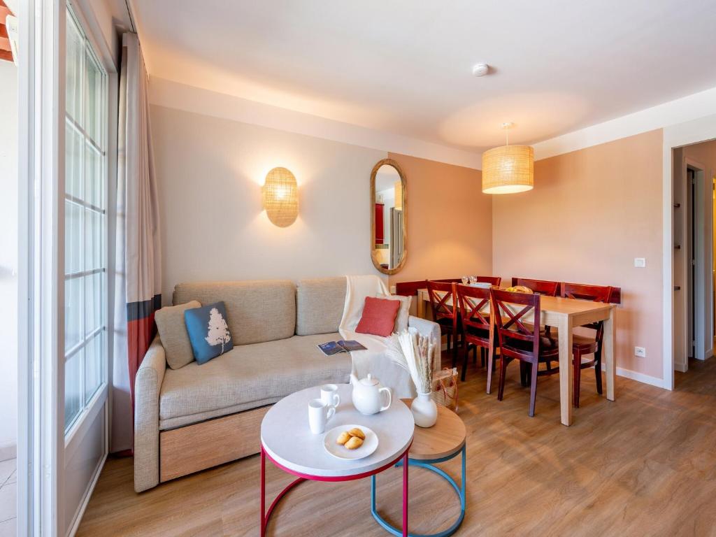 Premium Apartment for 6 near Lake - 2