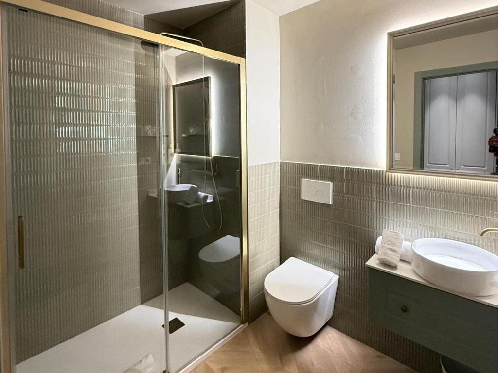 Deluxe apartment with balcony - 3